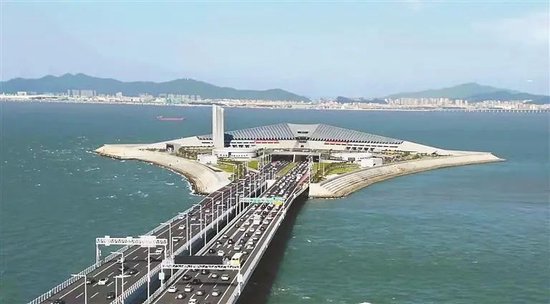 深中通道圆满完成首个黄金周假期“大考”。(广东省交通集团供图)