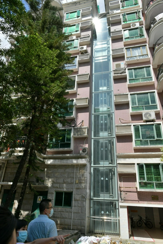 龙城街道碧湖玫瑰园小区加装电梯